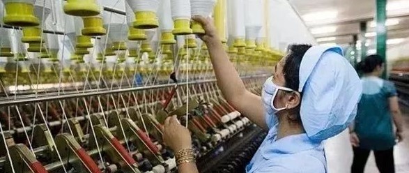 “勞動(dòng)密集型企業(yè)是如何通過自動(dòng)化技術(shù)實(shí)現(xiàn)數(shù)字化生產(chǎn)的？”